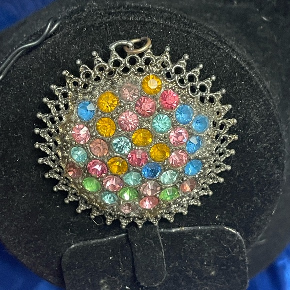 Multi colored extra large charm - Picture 7 of 9